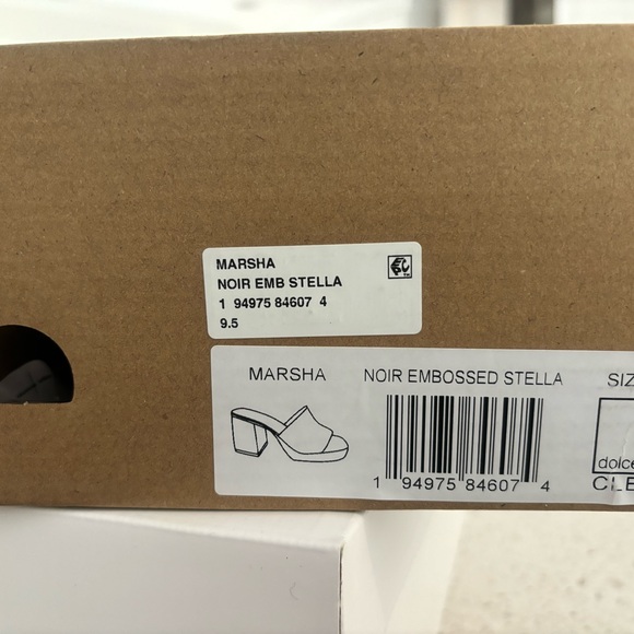 Dolce vita, black , embossed Stella sandal. Size 9.5. Never worn. - Picture 5 of 5